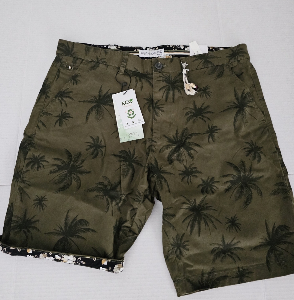 Men's Denim & Flower Shorts Size 36 Green Palm Trees Ricky Singh